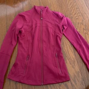 lululemon define jacket pomegranate size 4